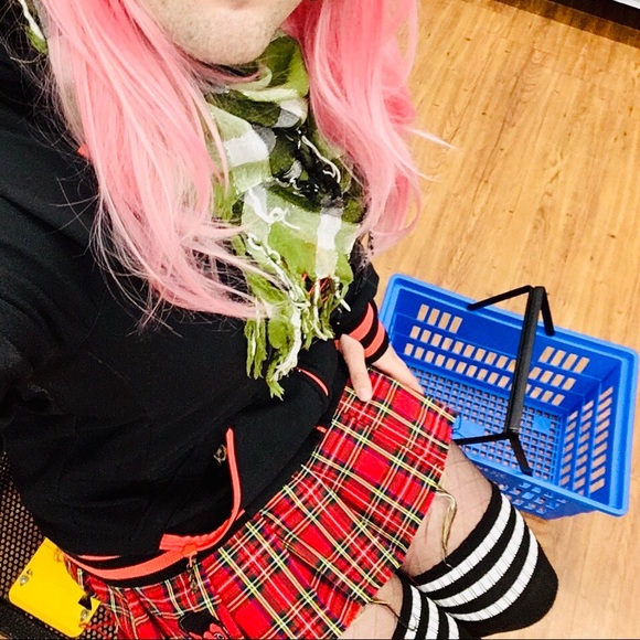 Meet your Posher, Clara - Picture 3 of 6